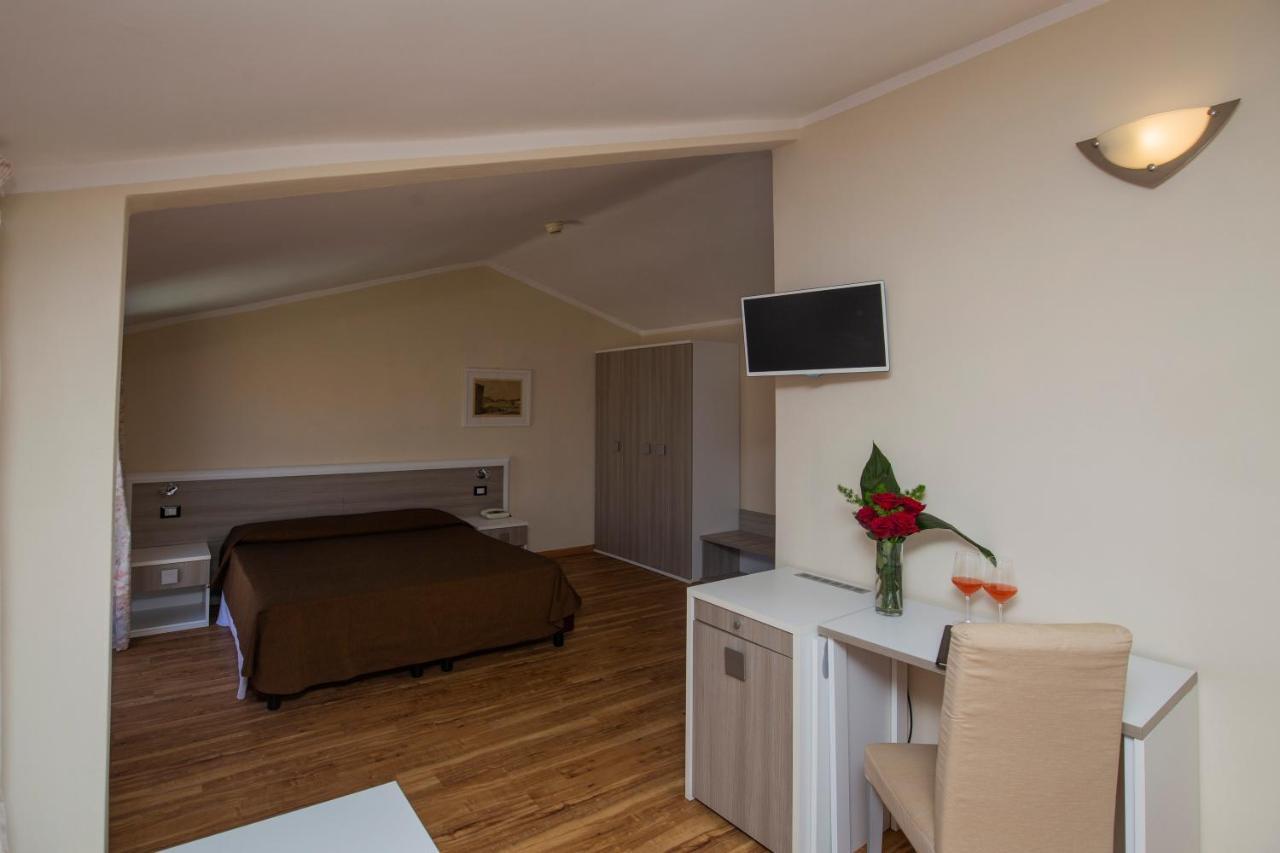Hotel Fabricia Portoferraio Luaran gambar
