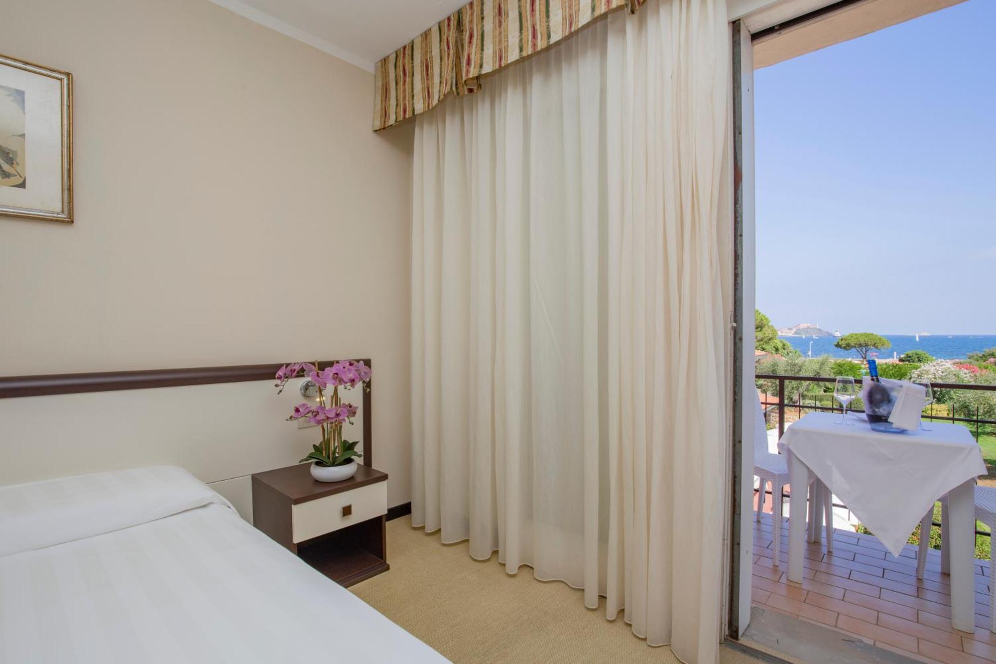 Hotel Fabricia Portoferraio Luaran gambar