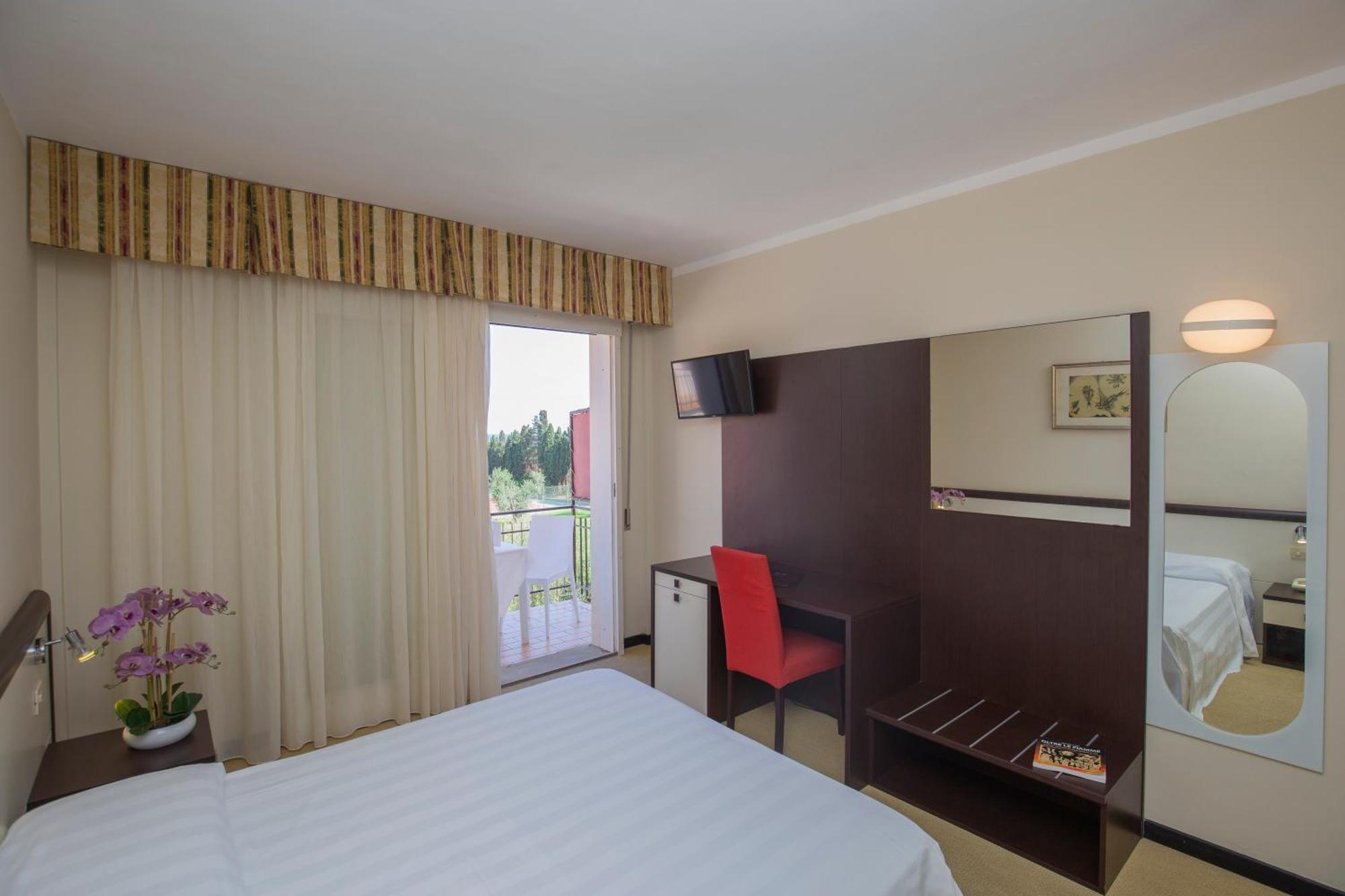 Hotel Fabricia Portoferraio Luaran gambar